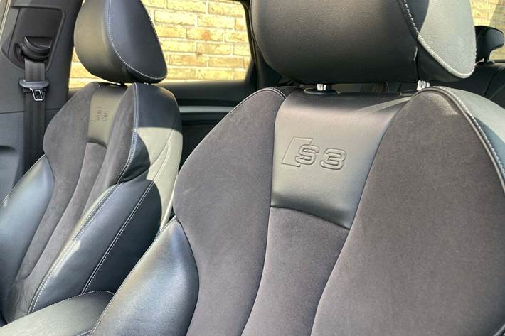 Sort Audi S3 fra 2014