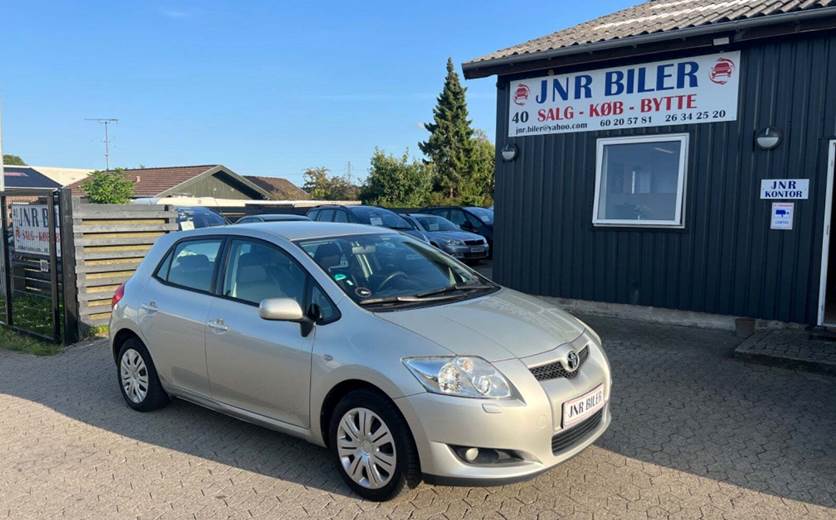 Toyota Auris 1,6 Sol