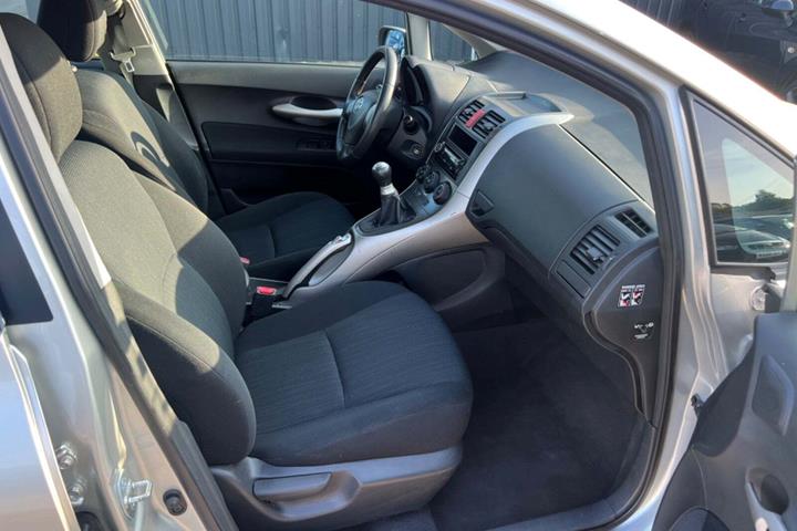 undefined Toyota Auris fra 2009