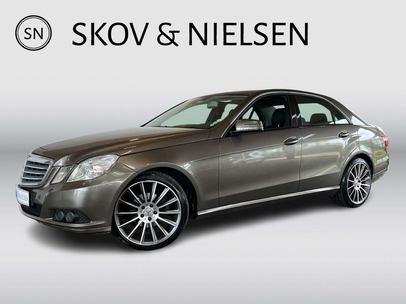 undefined Mercedes E200 fra 2011