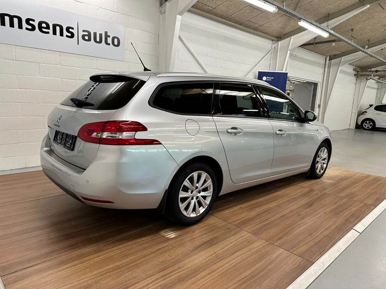 Peugeot 308 1,6 BlueHDi 120 Style SW