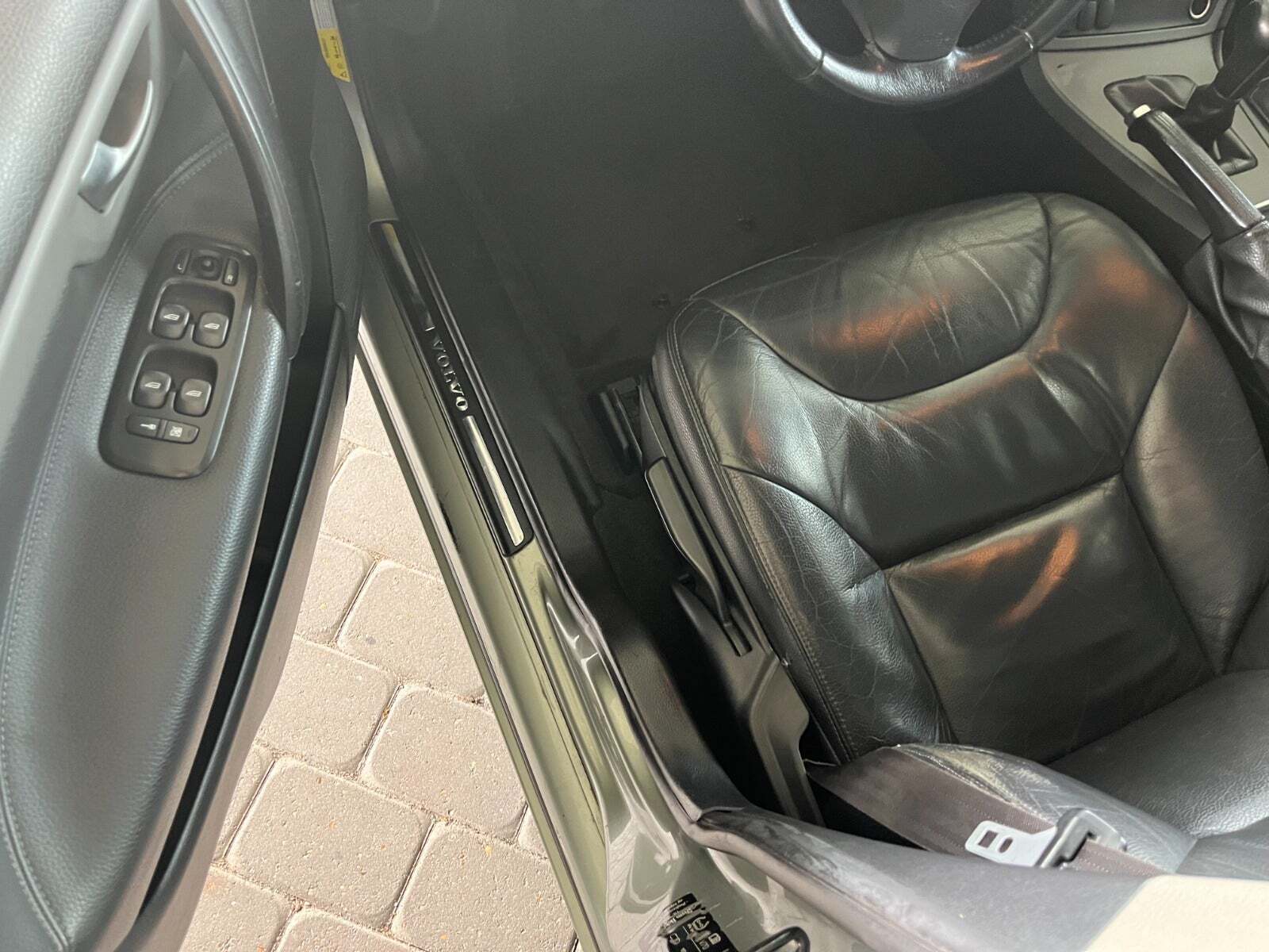 Grøn Volvo V70 fra 2007