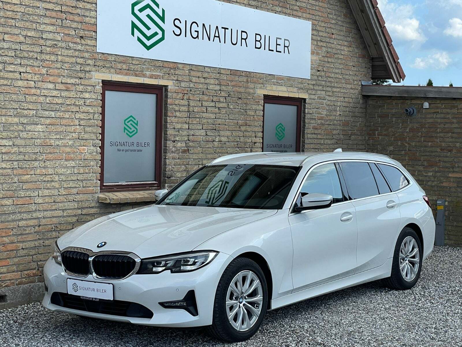 Hvid BMW 320d fra 2020