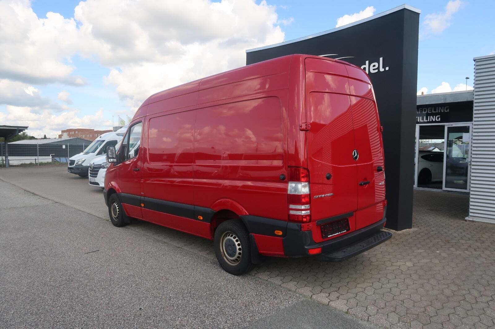 Mercedes Sprinter 316 2,2 CDi R2 Kassevogn