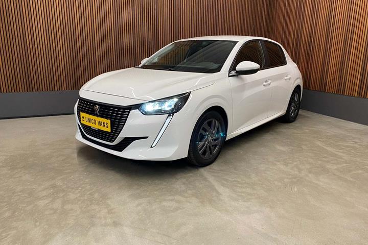 Hvid Peugeot 208 fra 2021