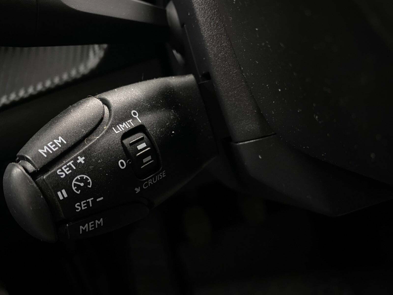 Hvid Peugeot 208 fra 2021