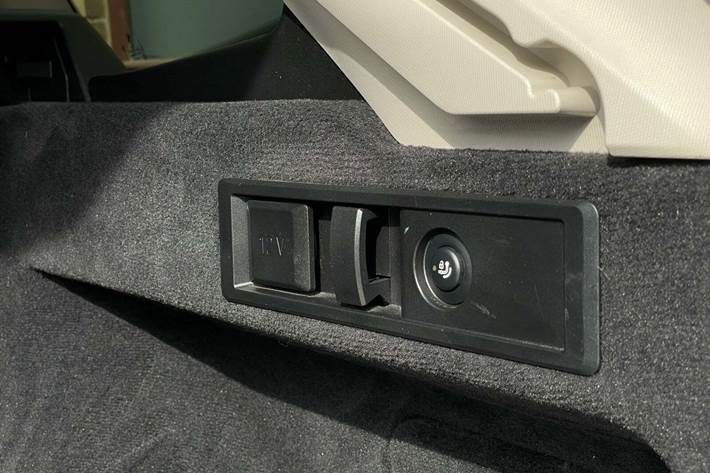 Hvid BMW 320d fra 2020