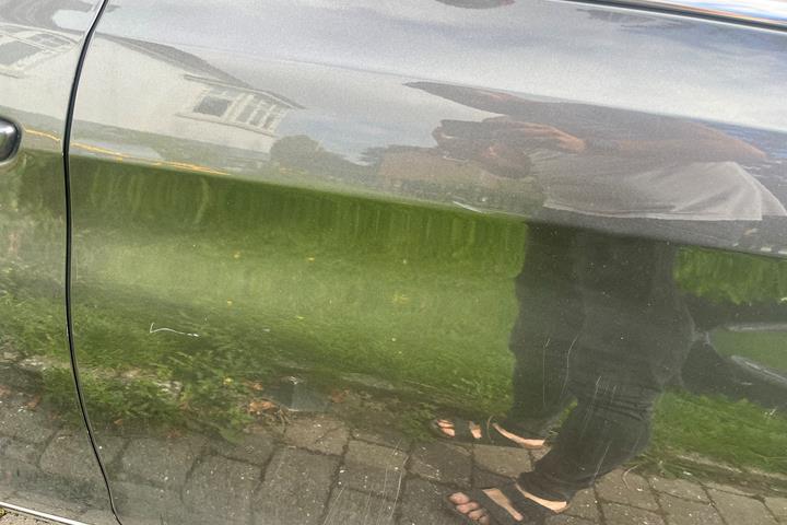 Grå Peugeot 308 fra 2019