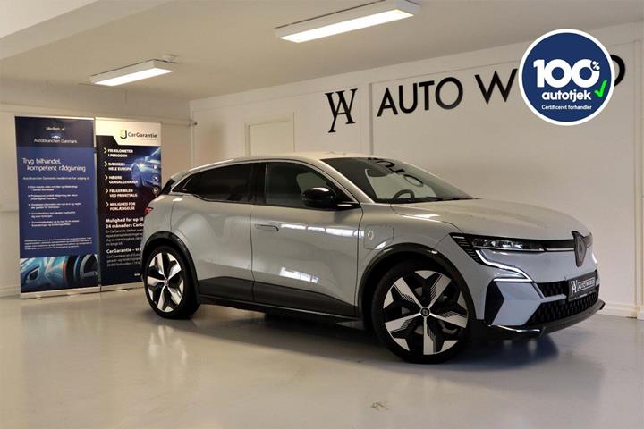 Grå Renault Megane E-Tech fra 2022