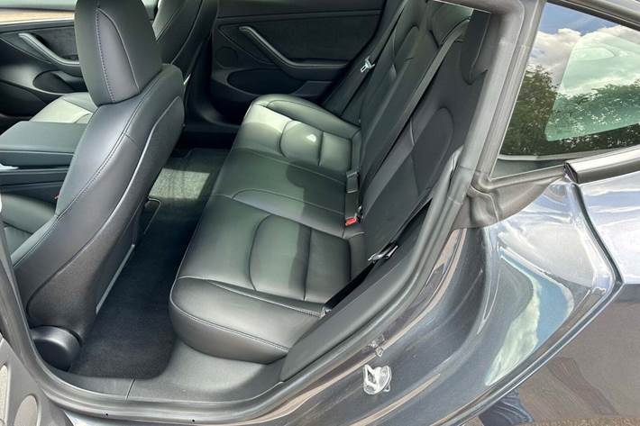 undefined Tesla Model 3 fra 2022