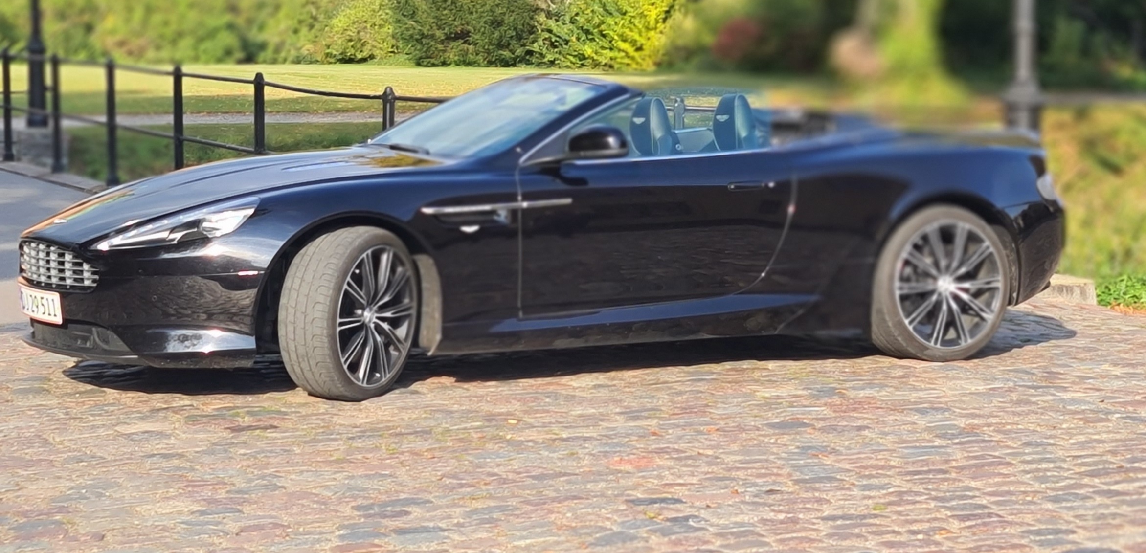 Aston Martin DB9 volante