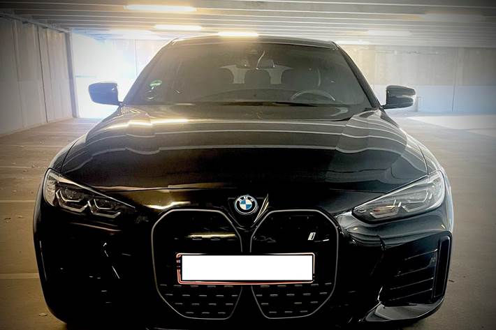 Sort BMW i4 fra 2022