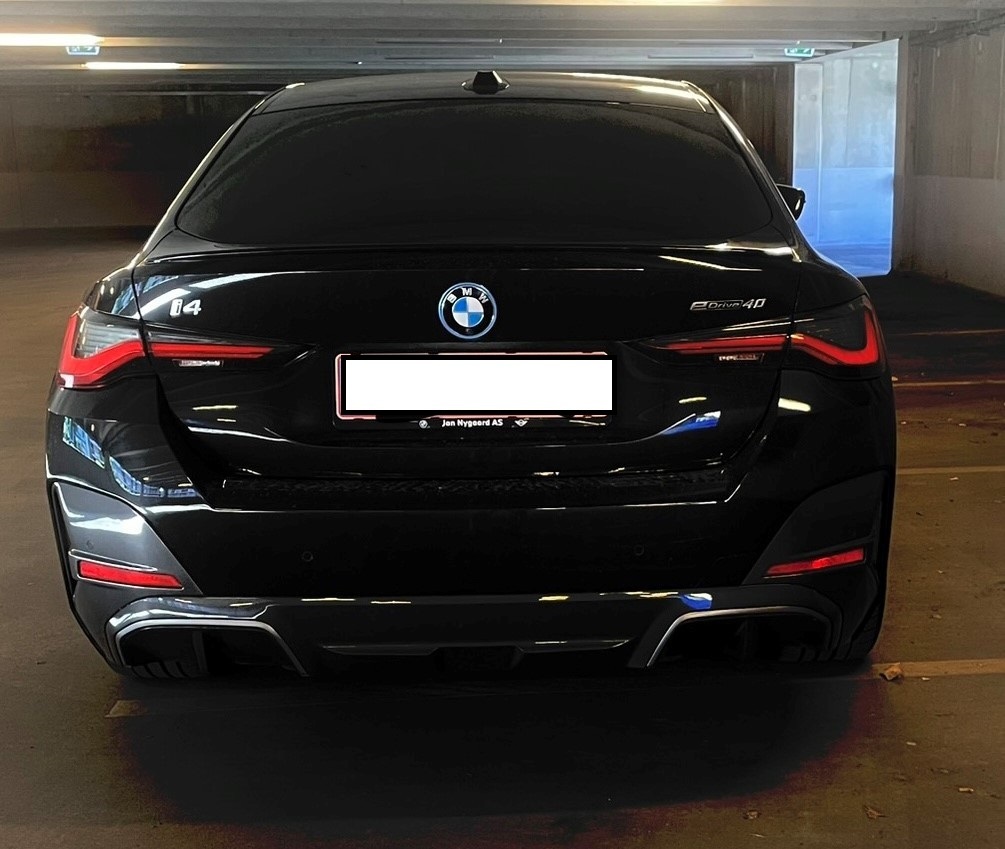 Sort BMW i4 fra 2022