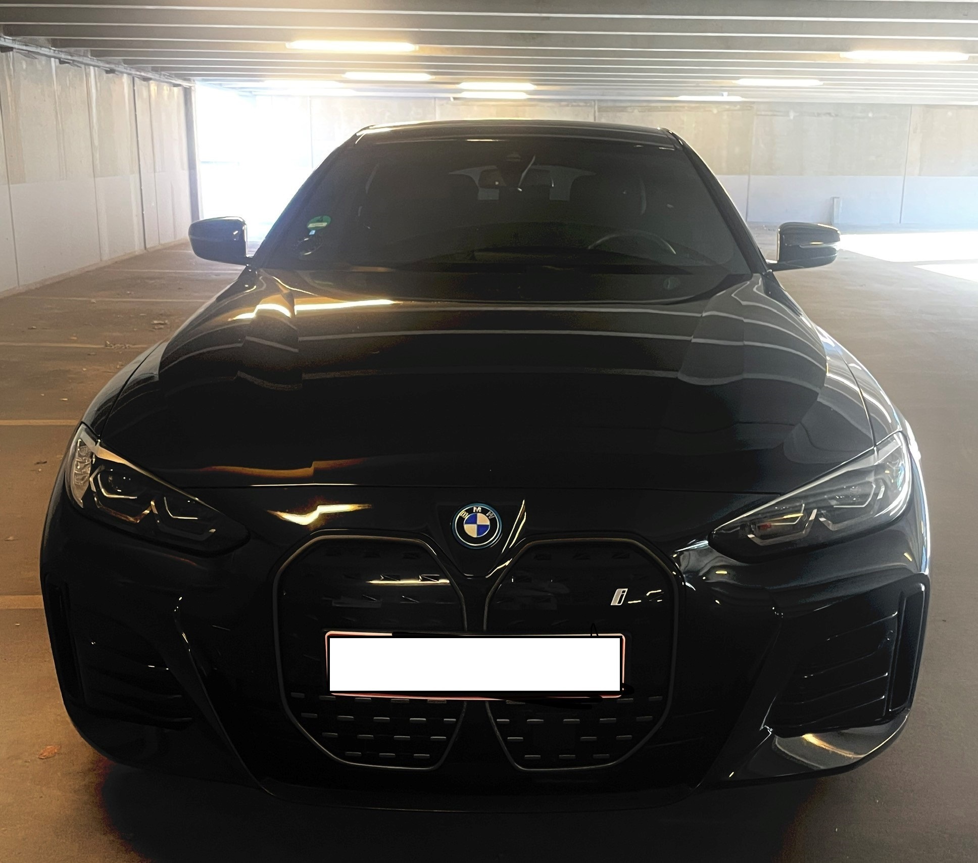 Sort BMW i4 fra 2022