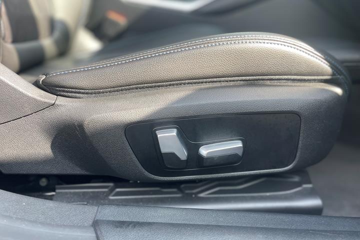 Sort BMW i4 fra 2022
