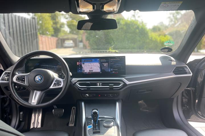 Sort BMW i4 fra 2022