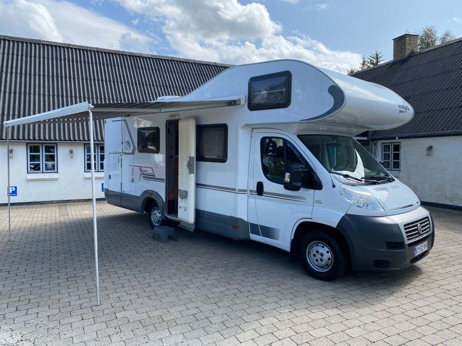 undefined Knaus Sport Traveller fra 2011