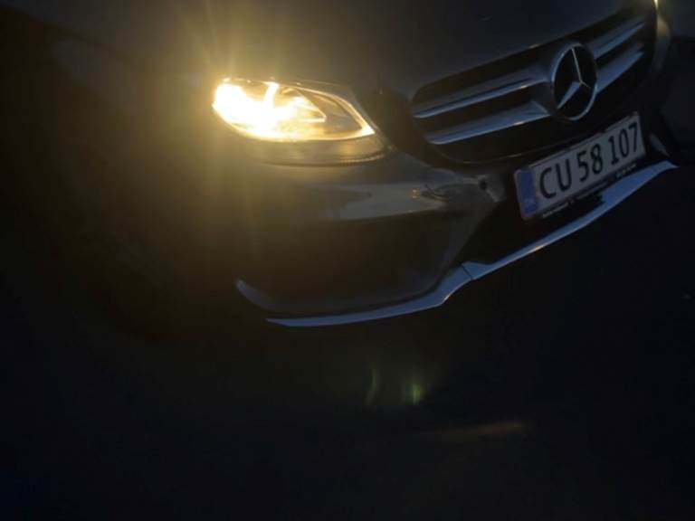 Mercedes 220 D