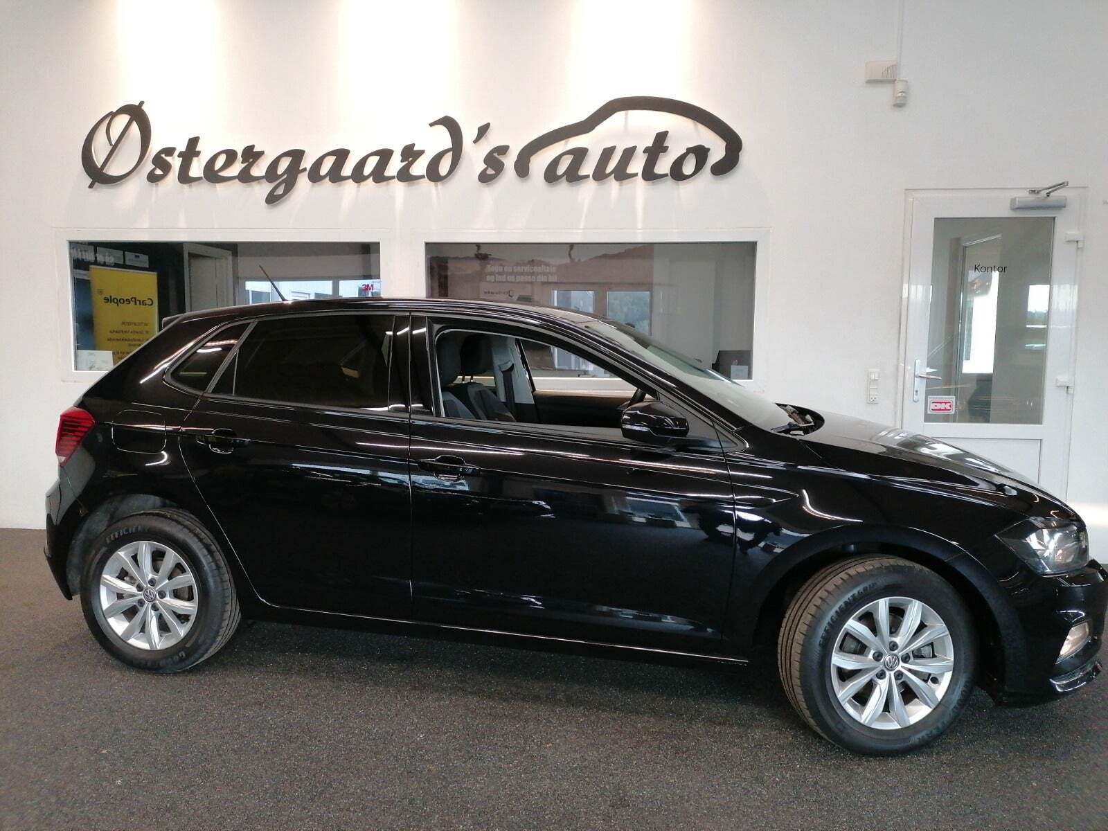 Sort VW Polo fra 2020