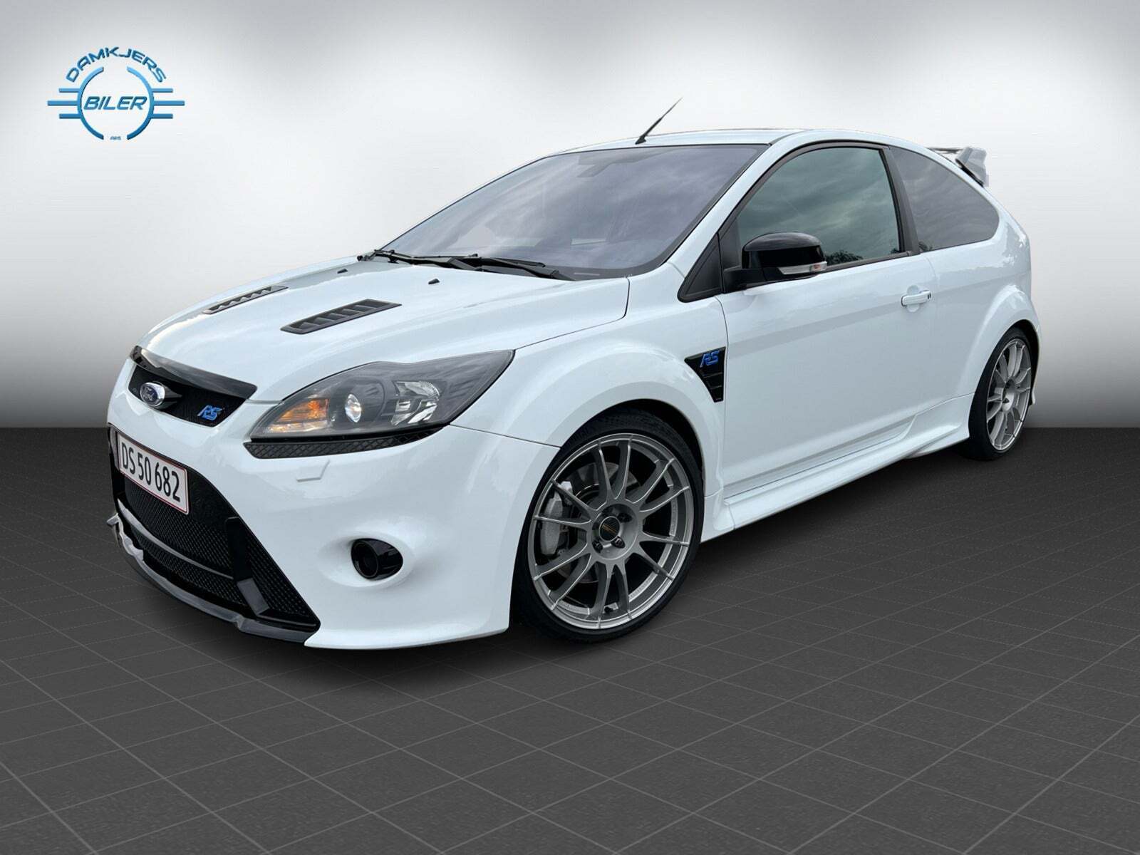 Hvid Ford Focus fra 2010