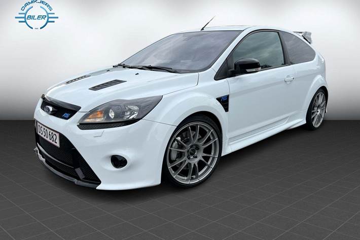 Hvid Ford Focus fra 2010