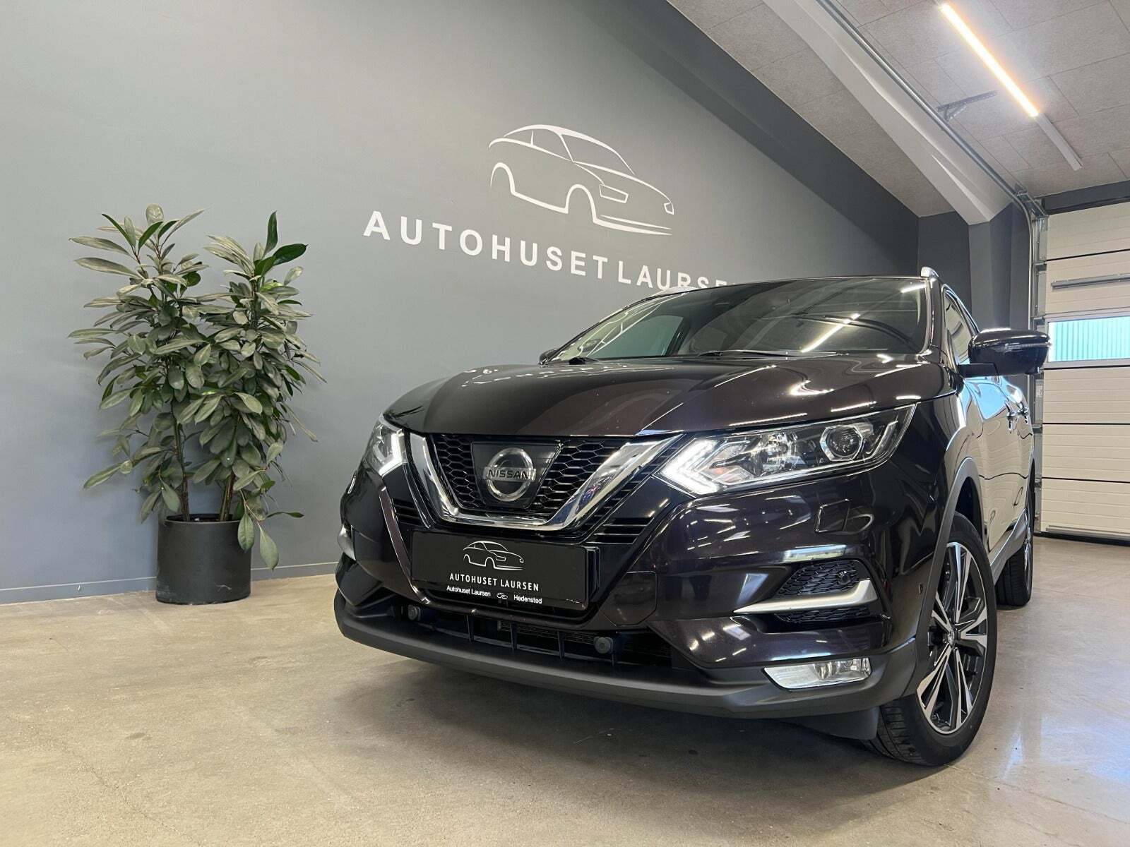 Sort Nissan Qashqai fra 2018