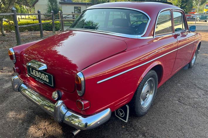 Rød Volvo 123 GT fra 1967