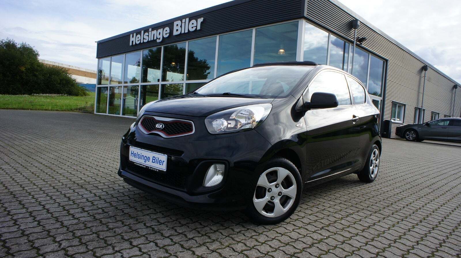 Grå Kia Picanto fra 2014