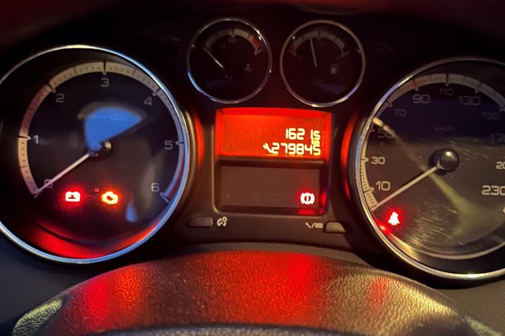 undefined Peugeot 308 fra 2010