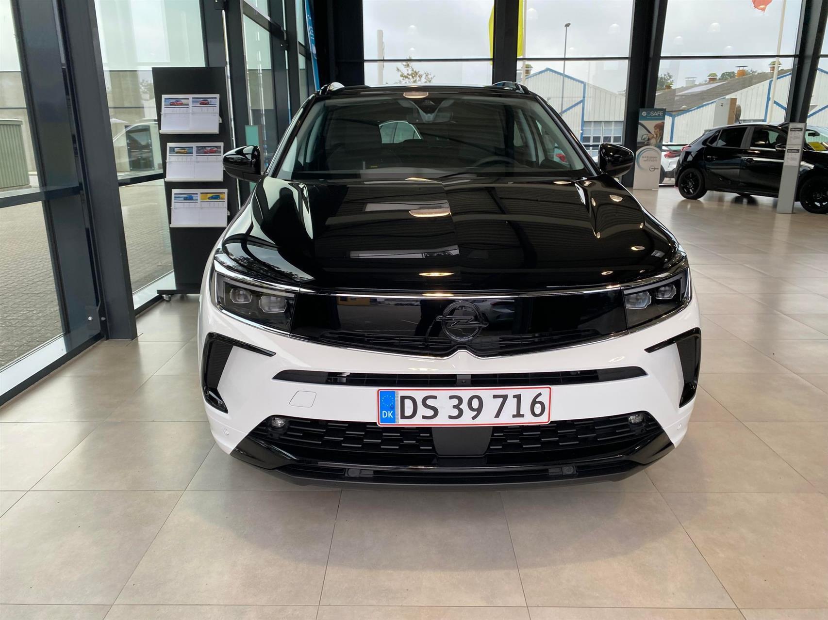 Opel Grandland 1,6 PHEV  Plugin-hybrid GSE AWD 300HK 5d 8g Aut.