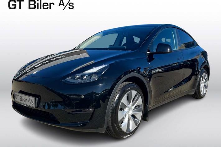 Sort Tesla Model Y fra 2023