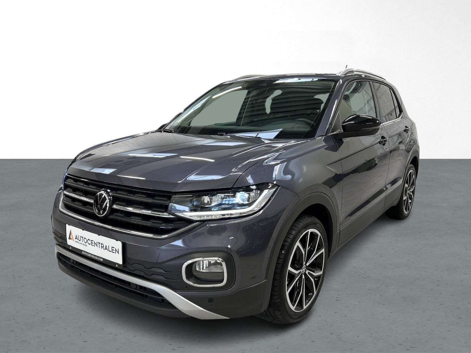 Grå VW T-Cross fra 2022