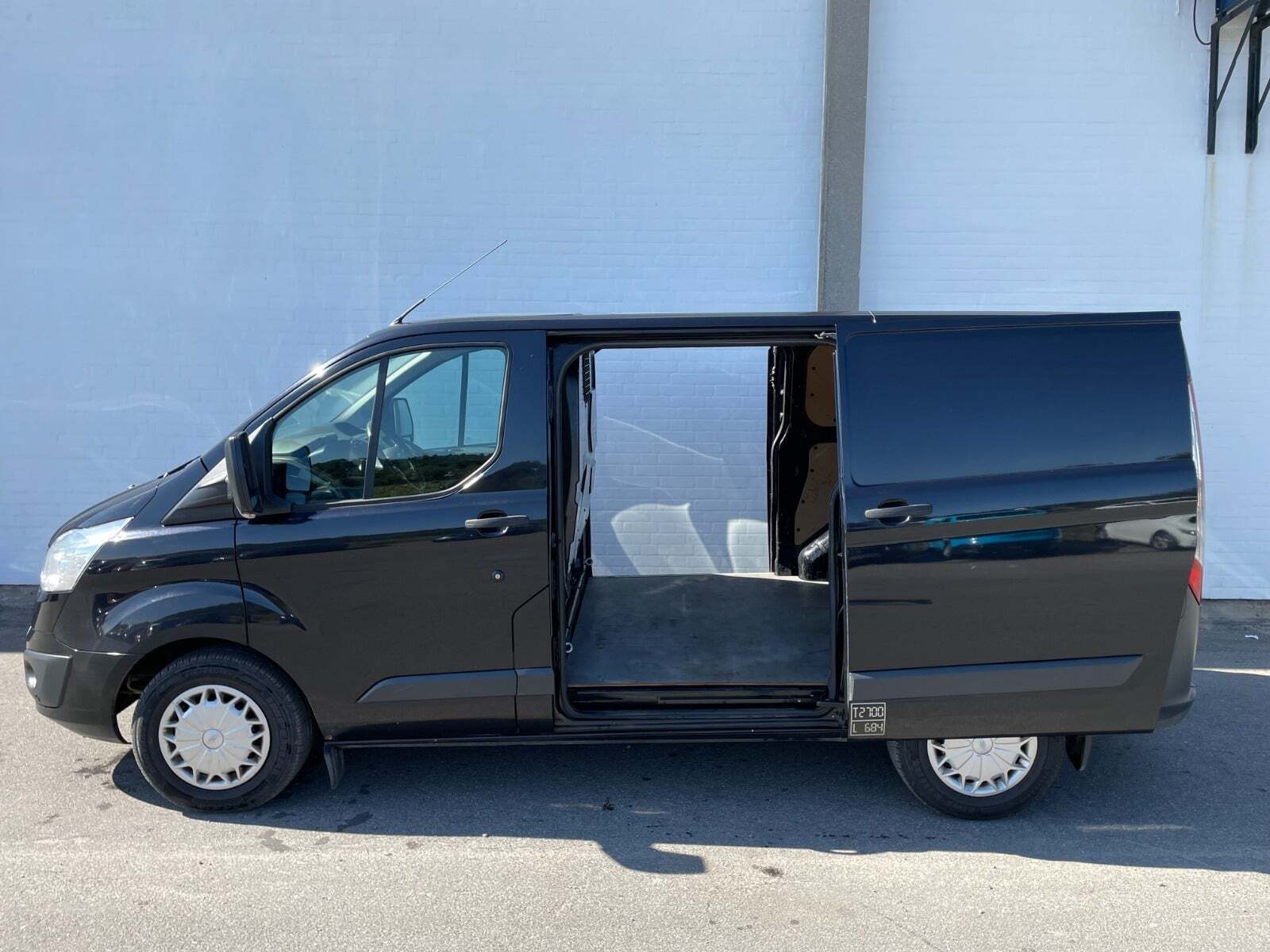 Grå Ford Transit Custom 270S fra 2014