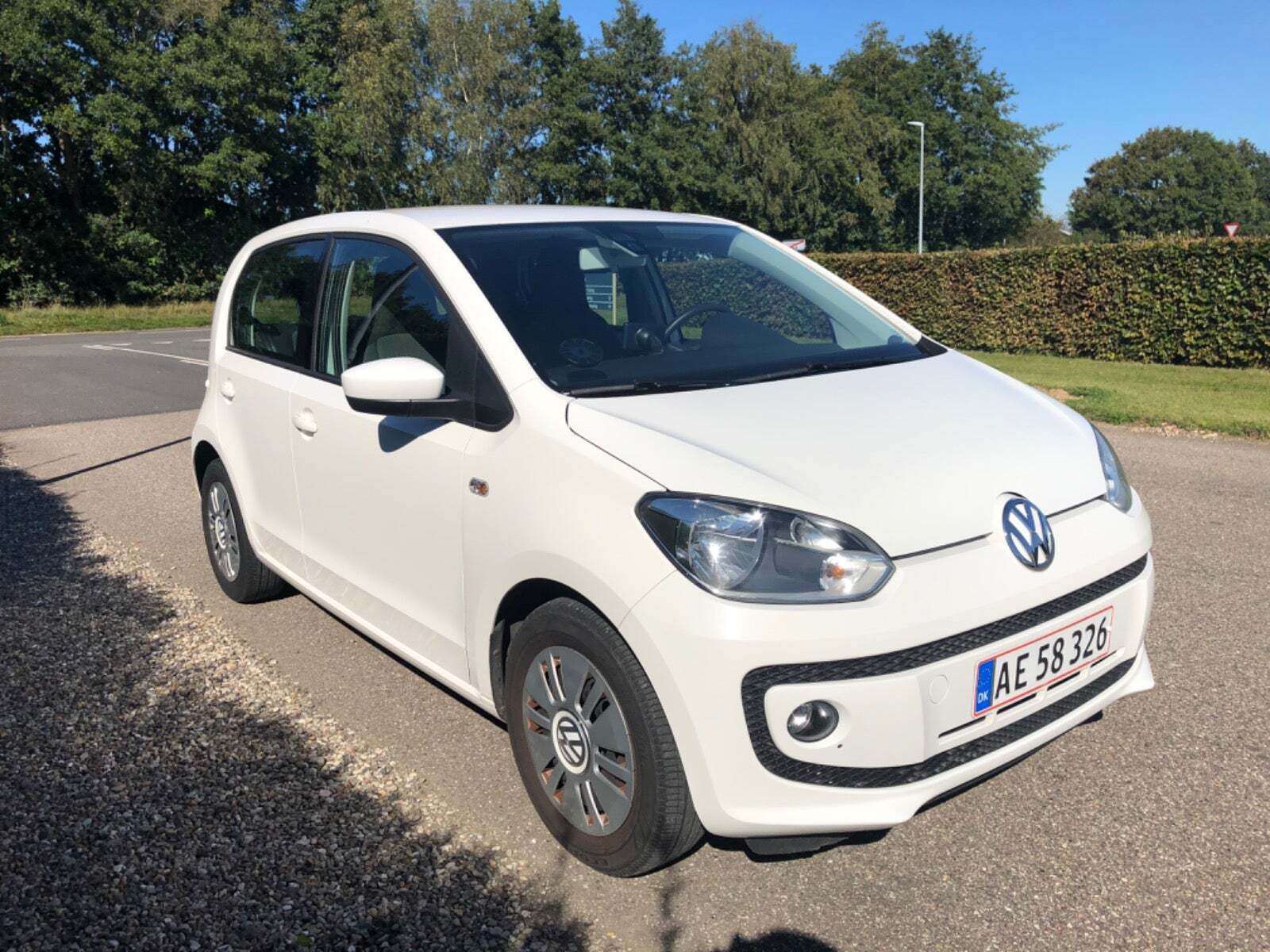 Hvid VW UP! fra 2013