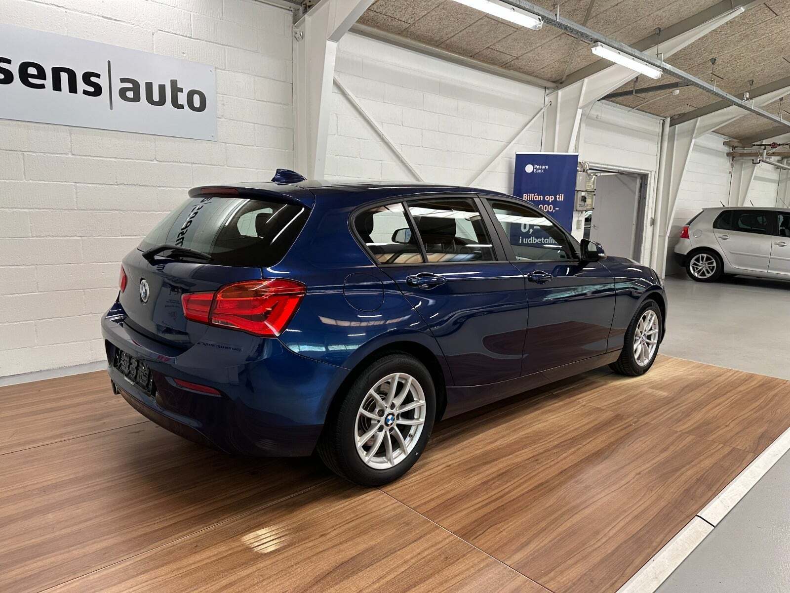 BMW 120d 2,0 Connected aut.