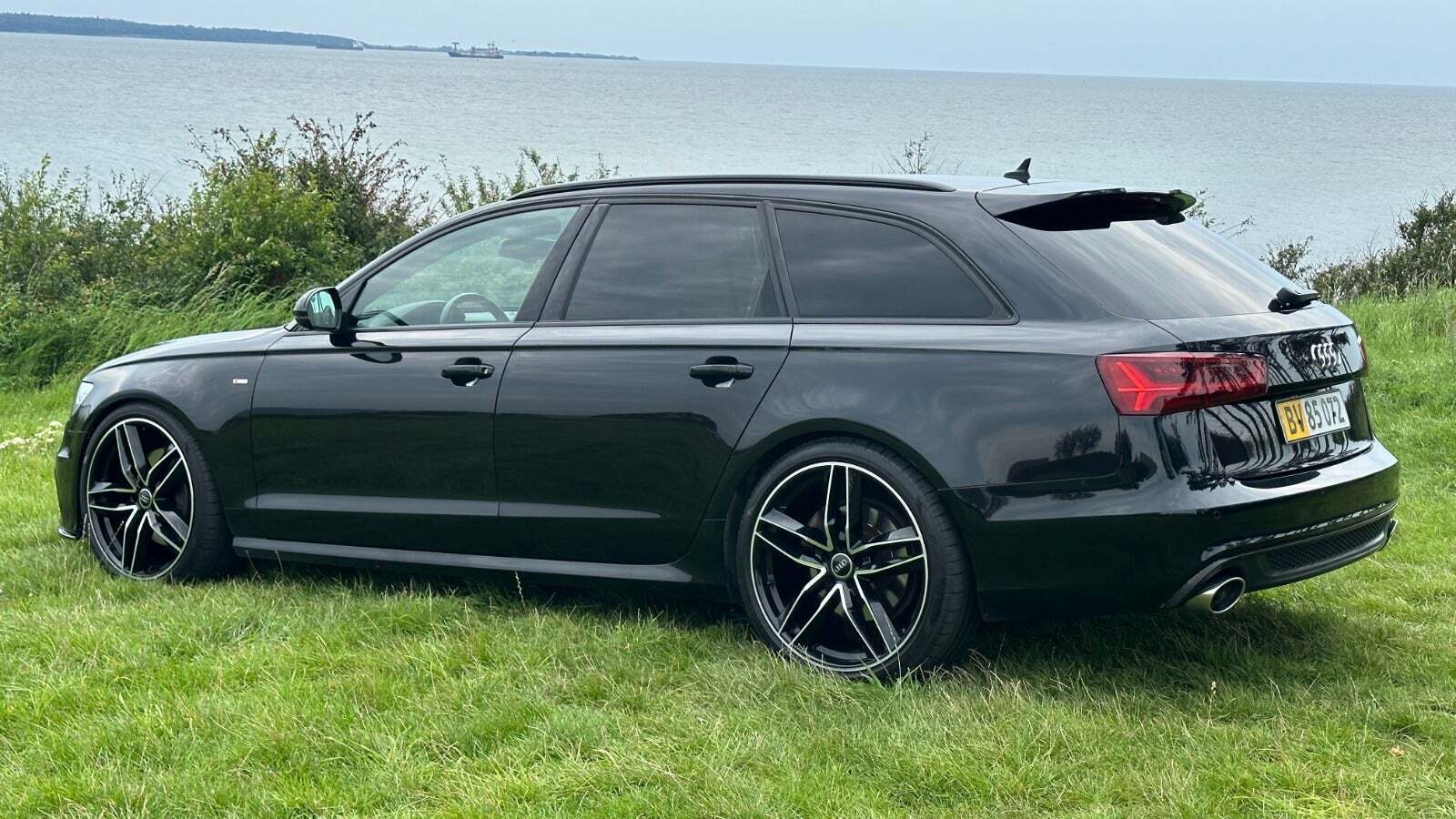 Sort Audi A6 fra 2013