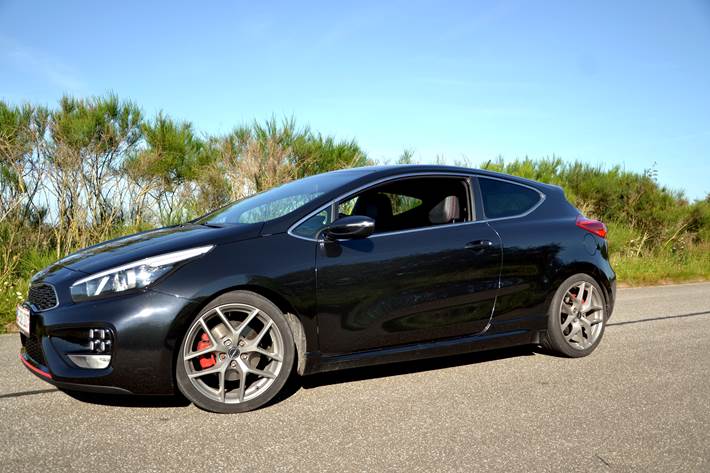 Sort Kia ProCeed fra 2014