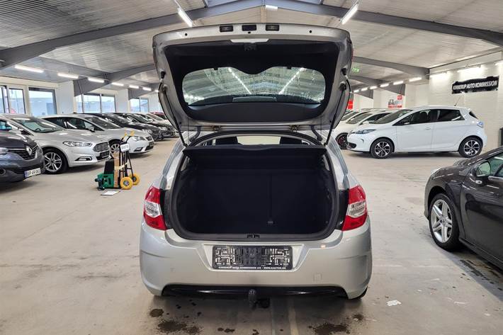 Grå Citroën C4 fra 2012