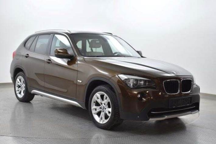 Beige BMW X1 fra 2010