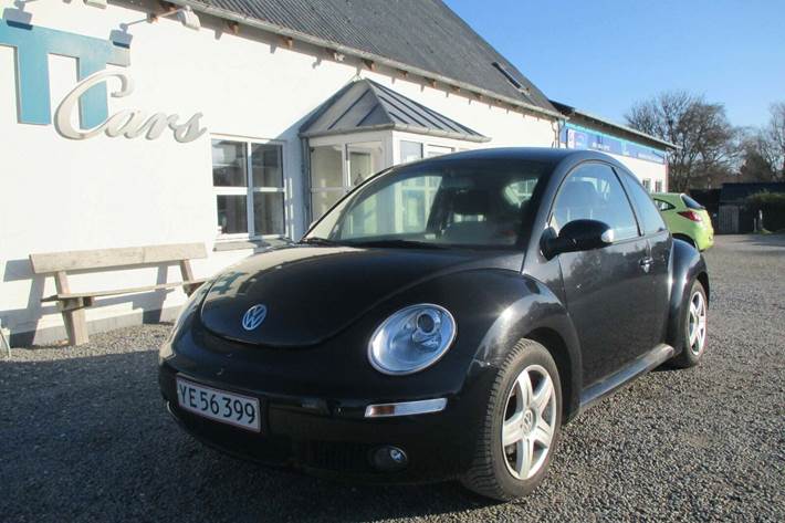 Sort VW New Beetle fra 2006 set udefra