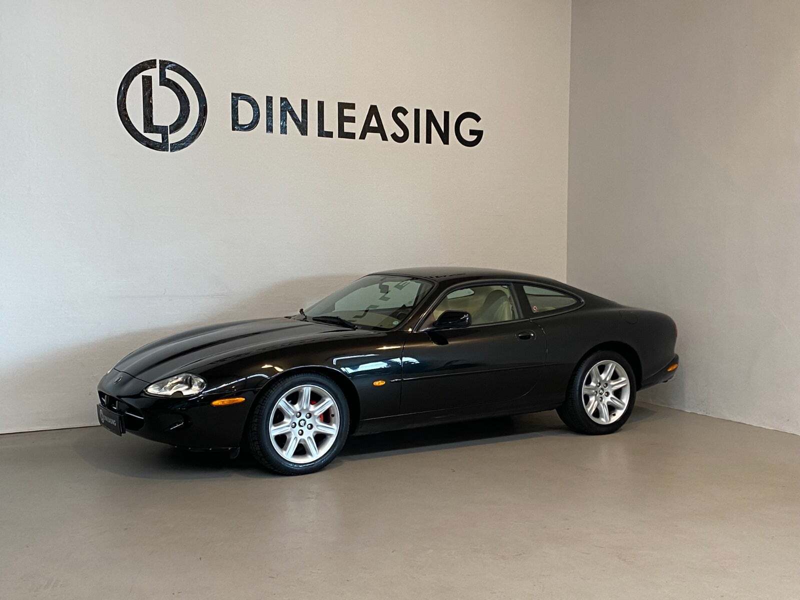 undefined Jaguar XK fra 1997