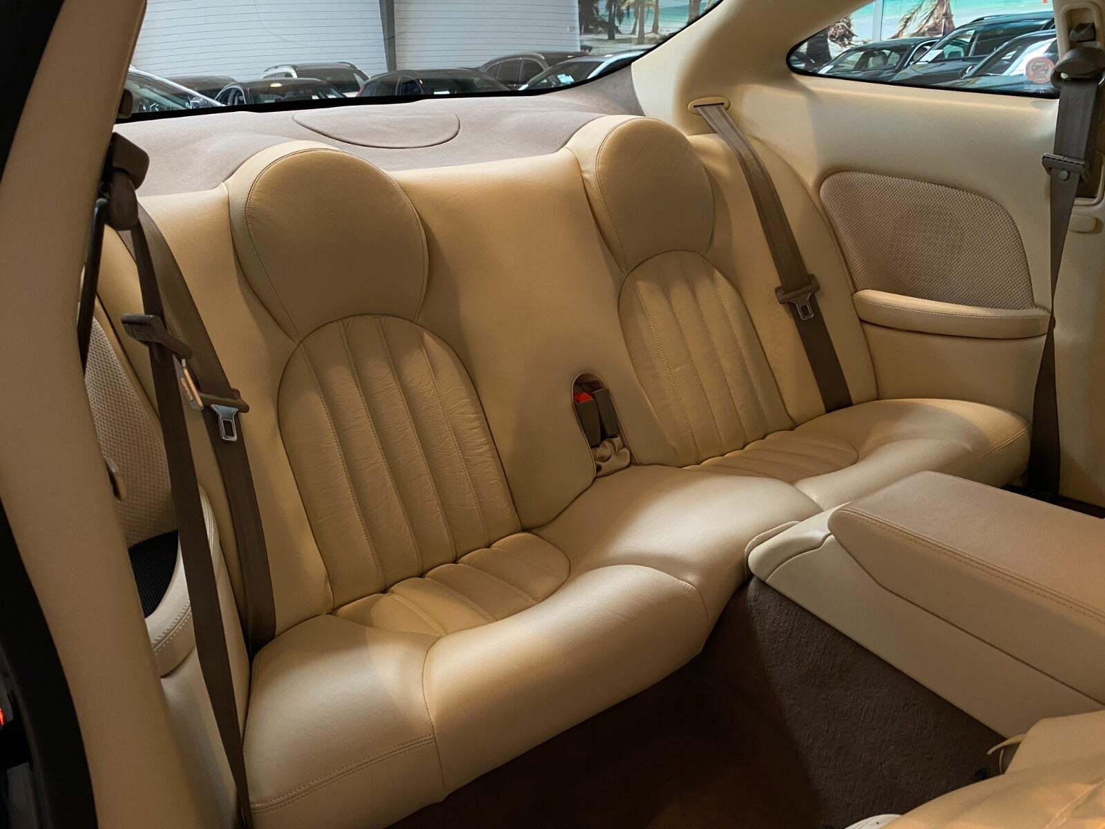 undefined Jaguar XK fra 1997