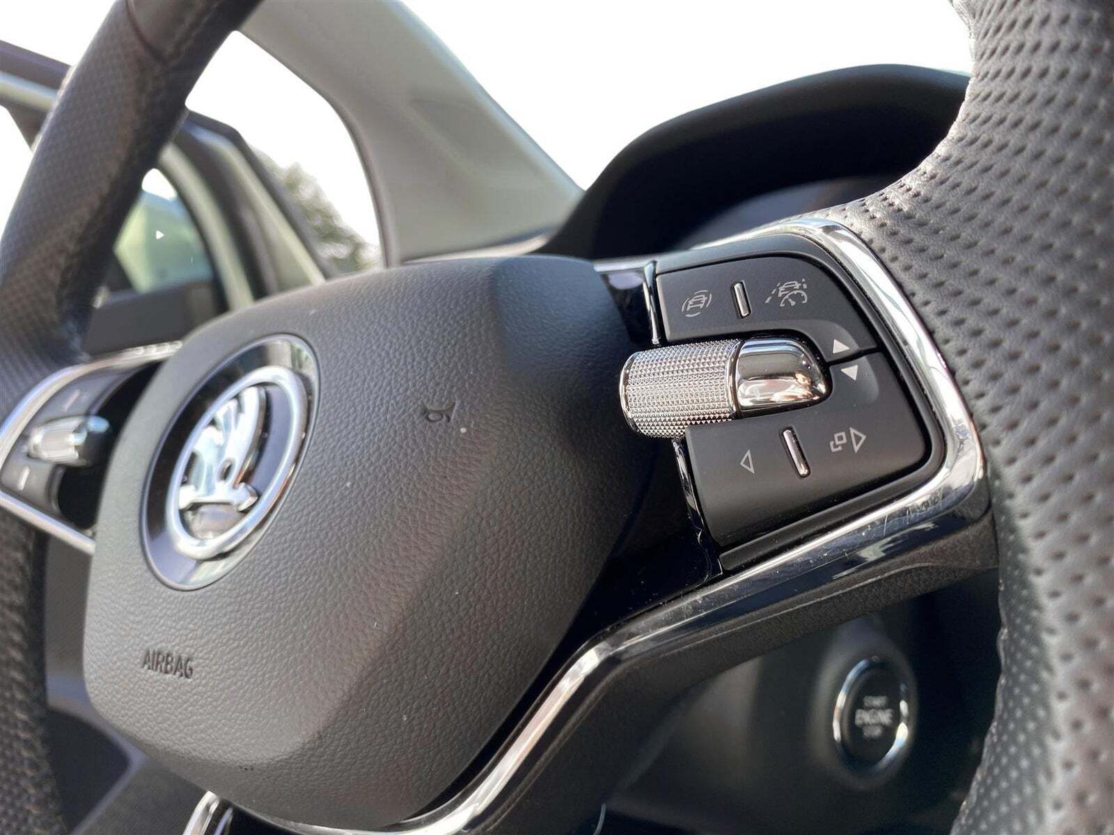 Sølv Skoda Enyaq fra 2021