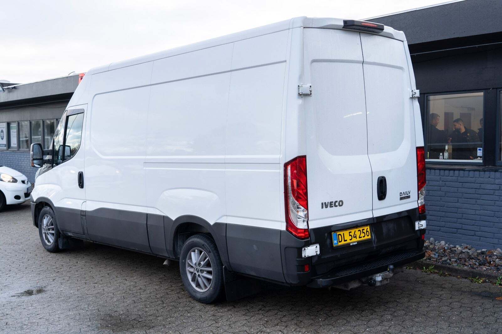 Iveco Daily 3,0 35S18 12m³ Van AG8