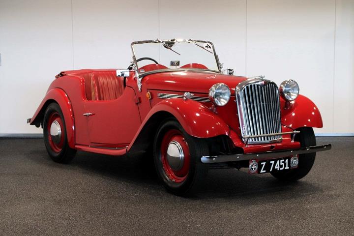 Rød Singer Nine fra 1951 set udefra