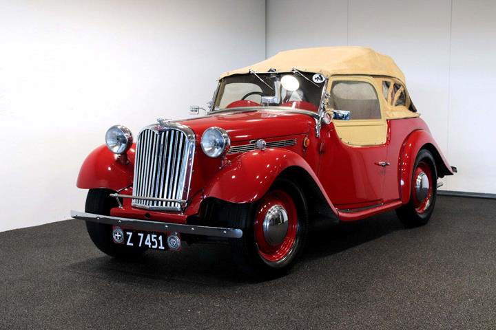 Rød Singer Nine fra 1951 set udefra
