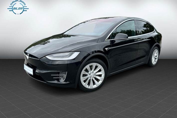 Sort Tesla Model X fra 2017