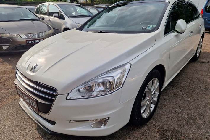 Hvid Peugeot 508 fra 2011