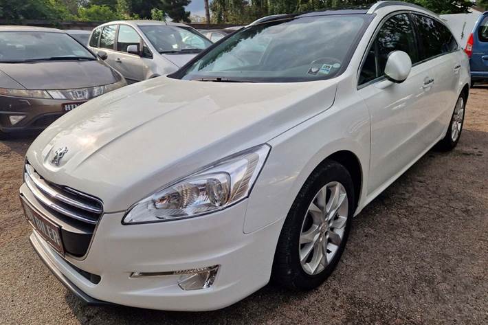 Hvid Peugeot 508 fra 2011