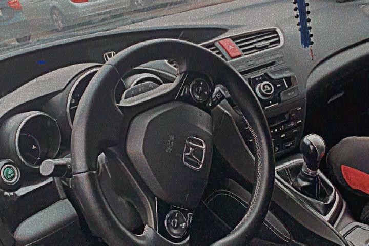 Grå Honda Civic fra 2015